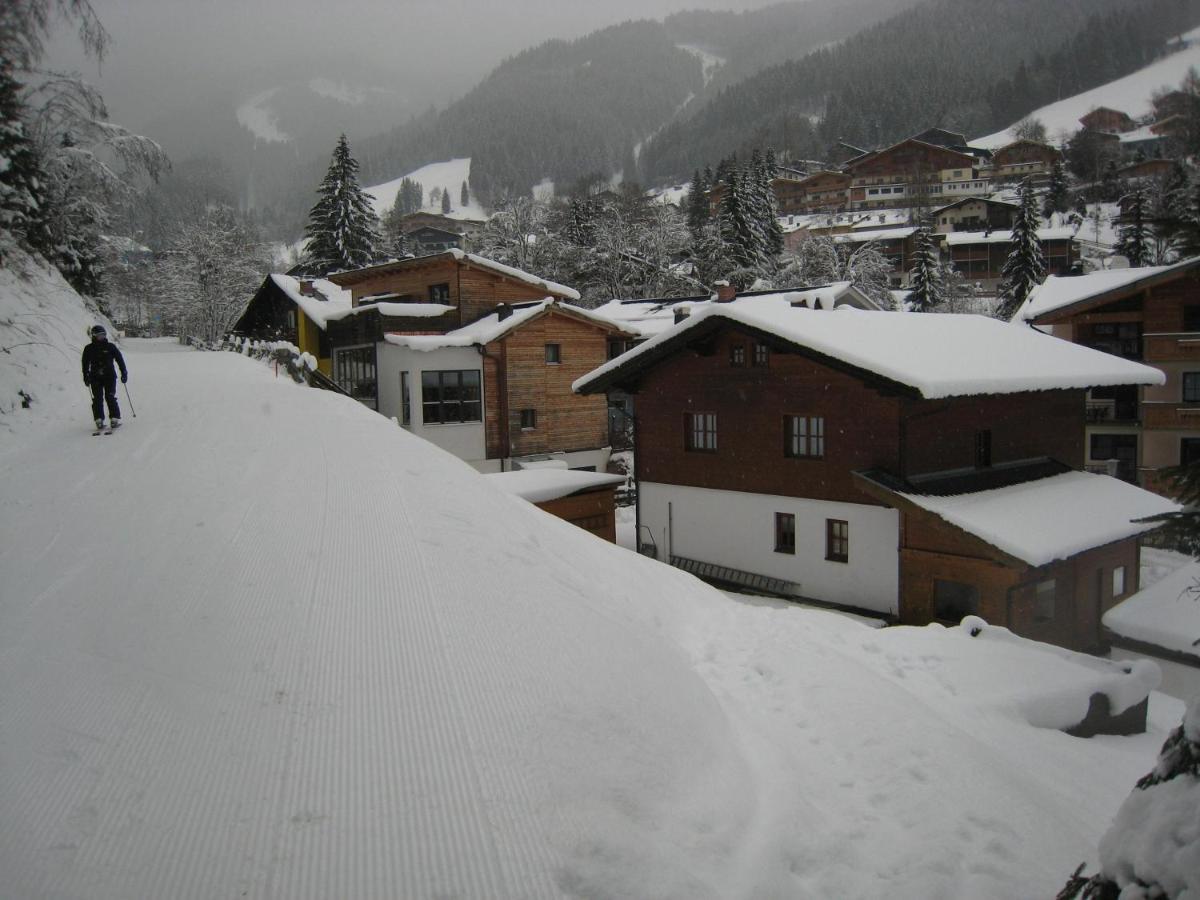 Ski-In Ski-Out Chalet Kriekels - By Alpen Apartments Целль-ам-Зе Экстерьер фото